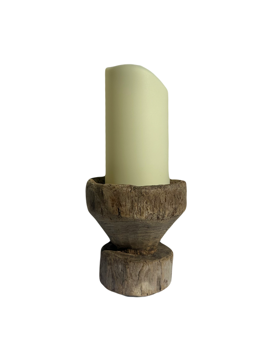 Pillar candle holder